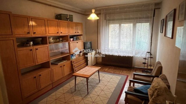Eladó családi ház, Székesfehérvárott 80 M Ft, 2+1 szobás