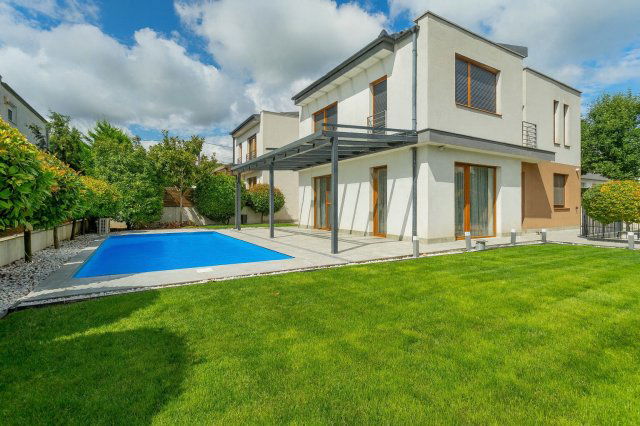 Eladó családi ház, XXII. kerületben, Móricz Zsigmond úton