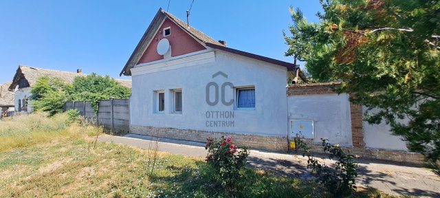 Eladó családi ház, Apátfalván 17.9 M Ft, 3 szobás