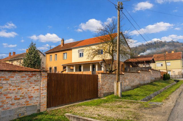 Eladó téglalakás, Sajószentpéteren 37 M Ft, 2 szobás