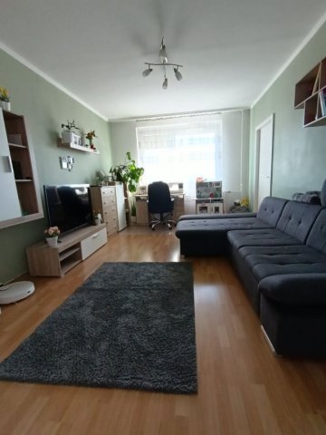 Eladó panellakás, Debrecenben 70.99 M Ft, 3 szobás