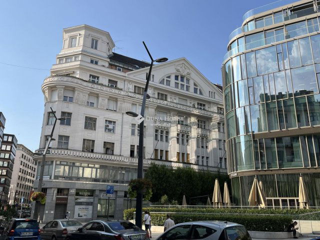 Eladó téglalakás, Budapesten, V. kerületben 149 M Ft, 3 szobás