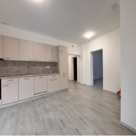 Eladó családi ház, Ikladon 89 M Ft, 6+2 szobás