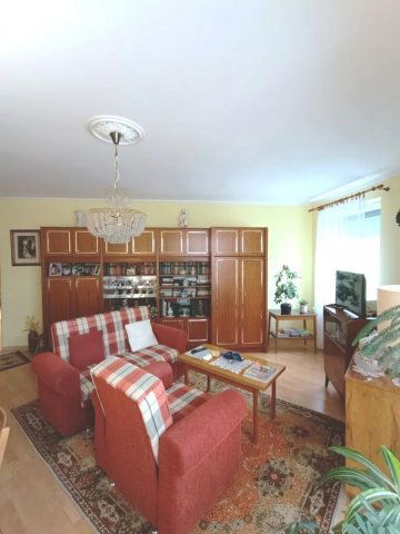 Eladó téglalakás, Tatabányán 64.9 M Ft, 3 szobás