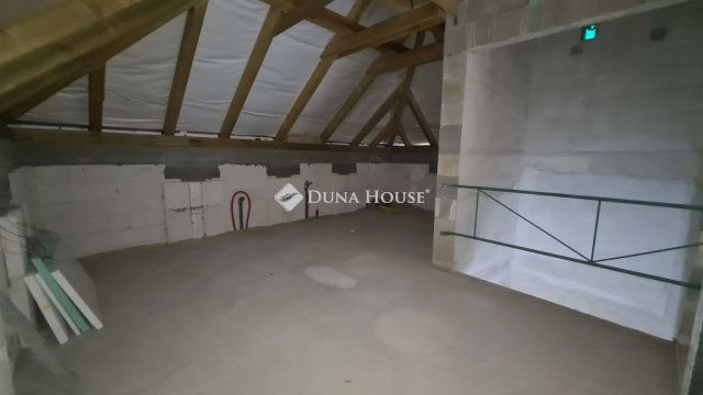 Eladó ipari ingatlan, Sopronban 78 M Ft / költözzbe.hu