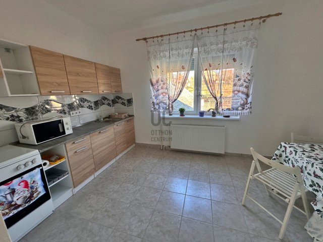 Eladó családi ház, Váckisújfalun 84.77 M Ft, 4 szobás