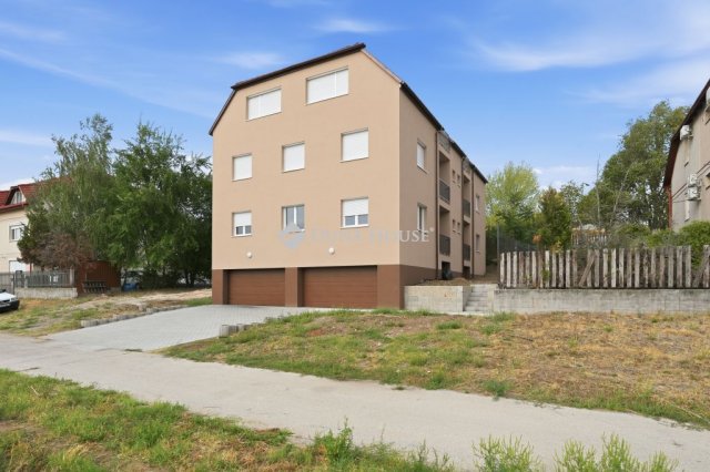 Eladó téglalakás, Tatabányán, Szőlődomb utcában 82.5 M Ft
