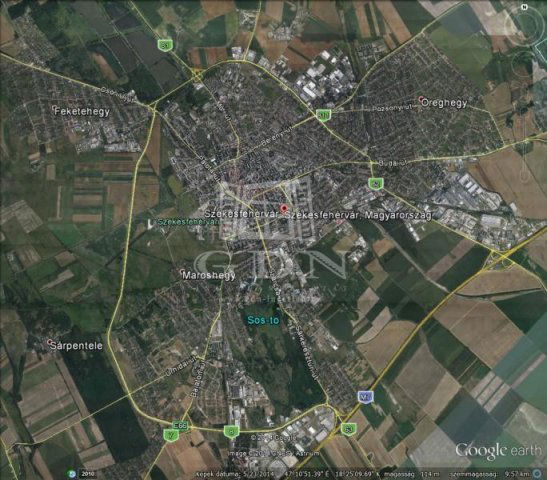 Kiadó garázs, Székesfehérvárott 25 E Ft / hó