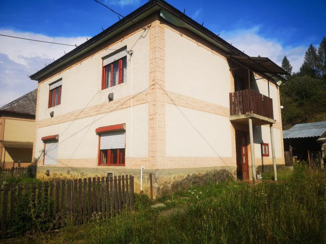 Eladó családi ház, Zabaron 14.5 M Ft, 5 szobás