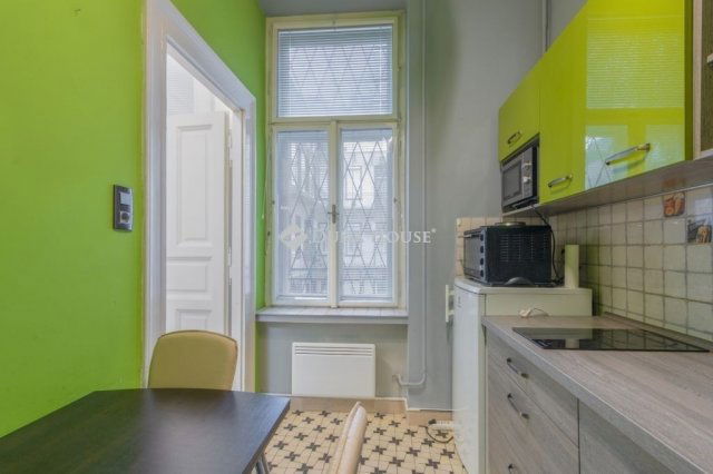 Eladó téglalakás, Budapesten, VII. kerületben 79.9 M Ft