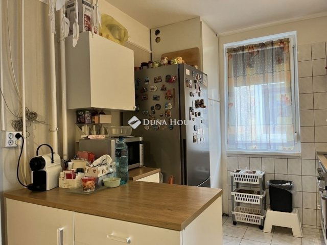 Eladó panellakás, Budapesten, XXI. kerületben 69.9 M Ft, 3 szobás