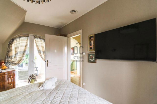 Eladó ikerház, Budapesten, XVIII. kerületben 197 M Ft, 5 szobás