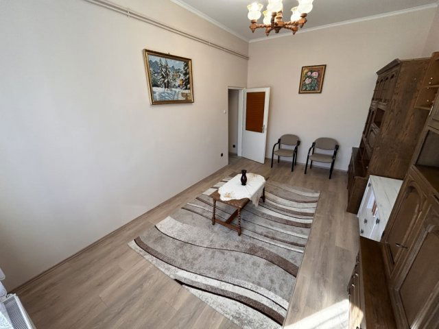 Eladó téglalakás, Nagykanizsán 45.8 M Ft, 3 szobás