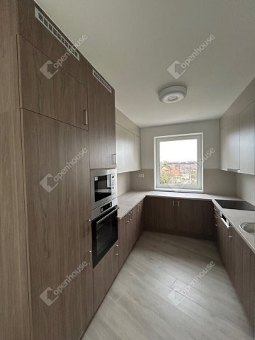 Kiadó téglalakás, albérlet, Győrött 372 E Ft / hó, 4 szobás