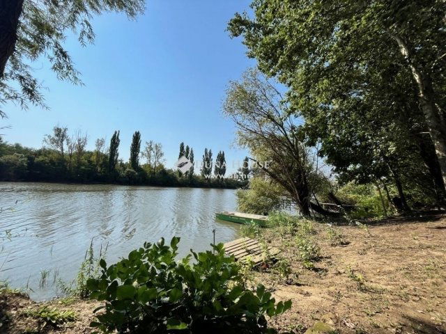 Eladó családi ház, Csongrádon 21.9 M Ft, 2 szobás