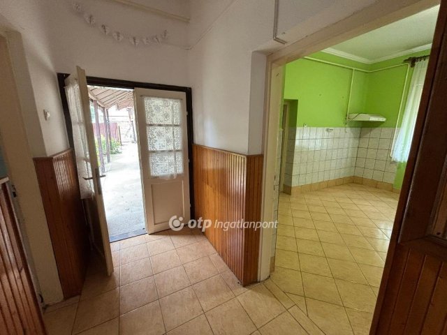 Eladó családi ház, Hajdúböszörményen 43 M Ft, 3 szobás