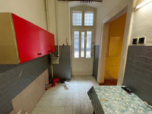 Eladó téglalakás, VII. kerületben, Marek József utcában