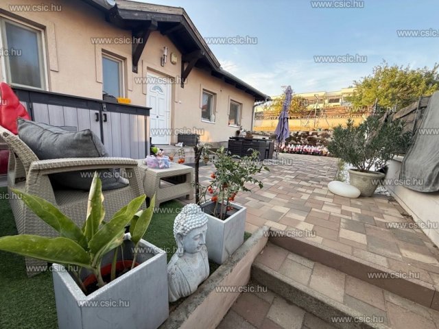 Eladó sorház, Pécelen 90 M Ft, 2+1 szobás / költözzbe.hu