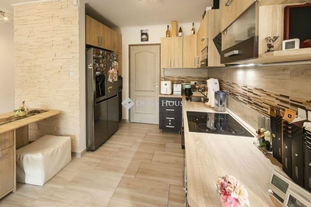 Eladó családi ház, Szigetszentmiklóson 109 M Ft, 4 szobás