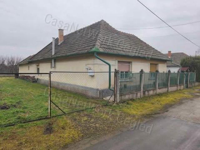 Eladó családi ház, Tápiószelén 23.9 M Ft, 2+1 szobás