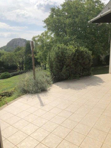 Eladó családi ház, Budaörsön 245 M Ft, 6 szobás