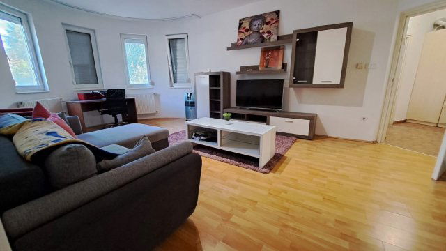Kiadó téglalakás, albérlet, Debrecenben 220 E Ft / hó, 2 szobás