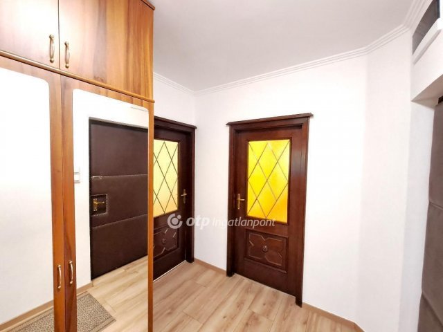 Eladó téglalakás, Kecskeméten 71 M Ft, 3 szobás