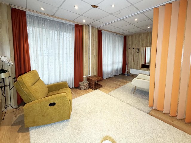 Kiadó üzlethelyiség, Budaörsön 200 E Ft / hó