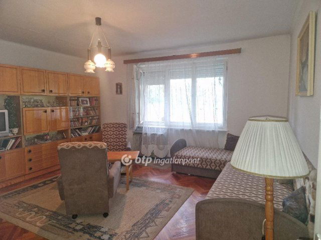 Eladó téglalakás, Szombathelyen 44.99 M Ft, 2 szobás