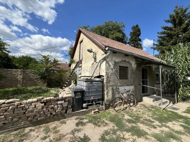 Eladó családi ház, Cecén 23.5 M Ft, 3 szobás