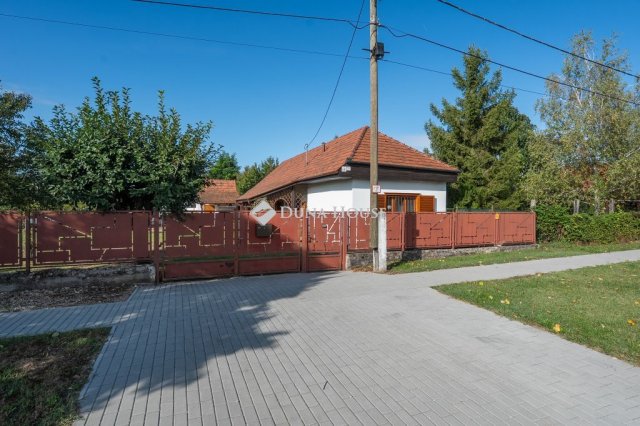 Eladó családi ház, Újbarokon 79.99 M Ft, 2 szobás