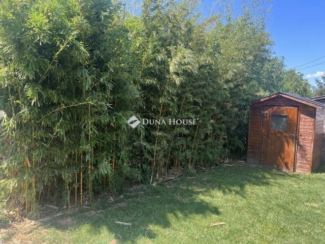 Eladó ikerház, Délegyházán 120 M Ft, 3 szobás