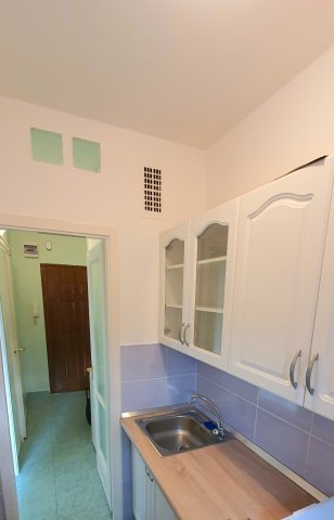 Eladó panellakás, Debrecenben 49.9 M Ft, 1+1 szobás