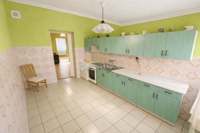 Eladó családi ház, Kecskeméten 78 M Ft, 4 szobás