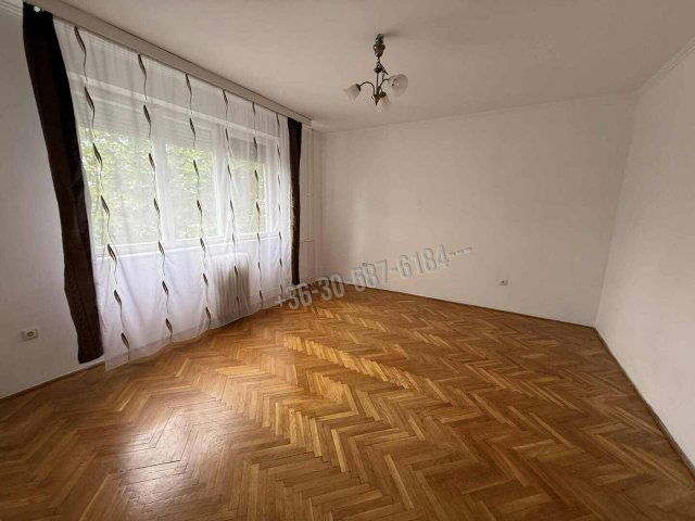 Eladó téglalakás, Püspökladányban 31 M Ft, 2 szobás