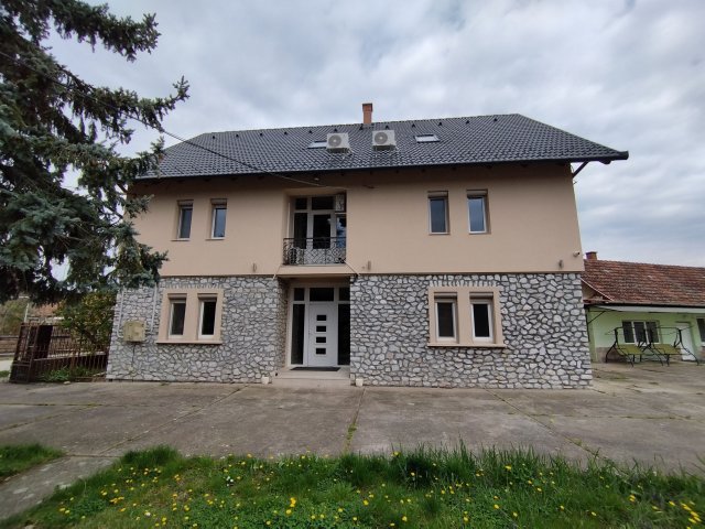 Eladó hotel, Bogácson 190 M Ft, 9 szobás / költözzbe.hu