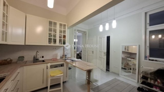 Eladó téglalakás, Budapesten, IX. kerületben 89.9 M Ft, 2 szobás