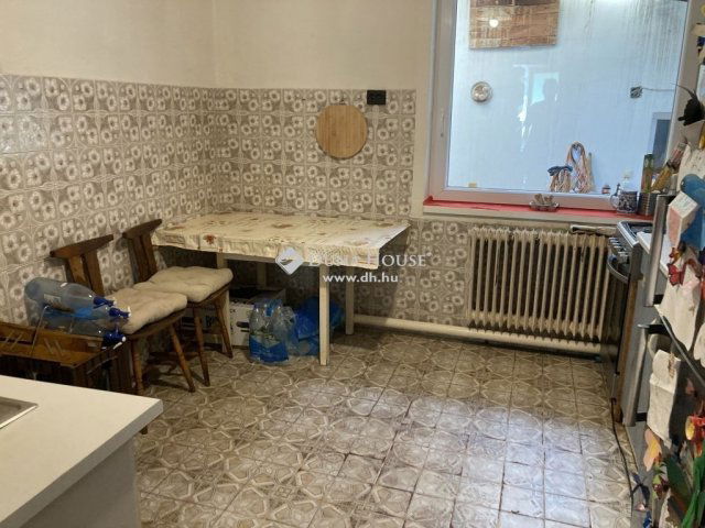 Eladó családi ház, Pusztavámon 42.5 M Ft, 4 szobás