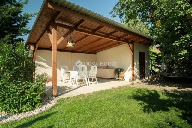 Eladó családi ház, Halásztelken 224.5 M Ft, 6 szobás