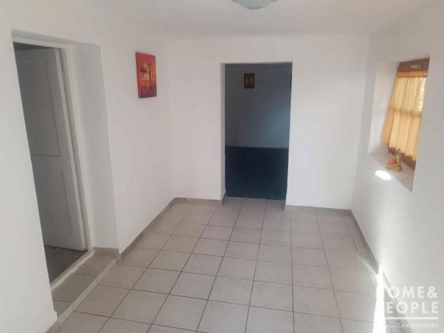 Eladó családi ház, Óföldeákon 9.99 M Ft, 1+2 szobás