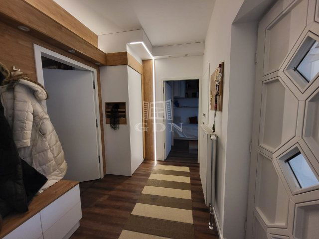 Eladó családi ház, Jákon 156 M Ft, 5 szobás