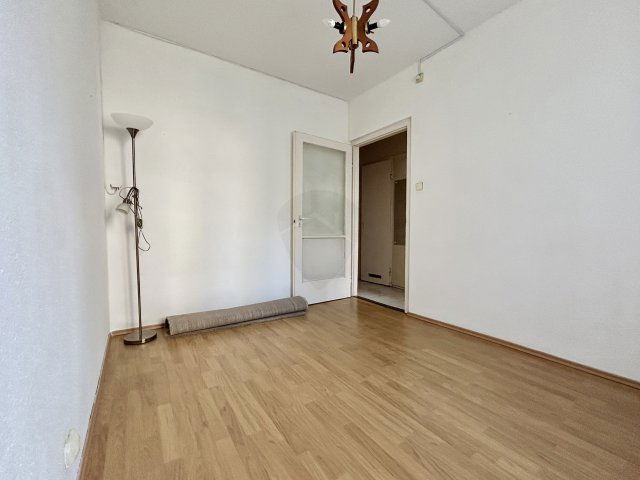 Eladó panellakás, Budapesten, XV. kerületben 57.9 M Ft