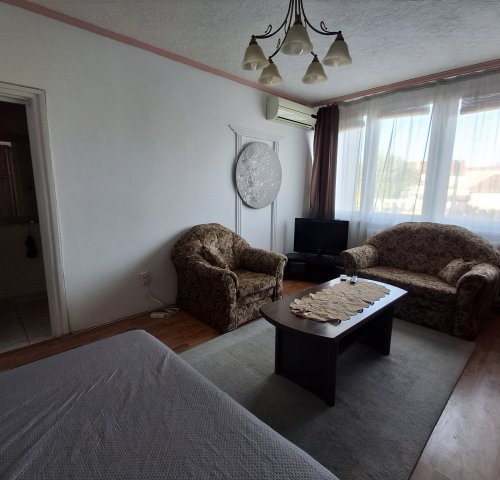 Eladó téglalakás, Nyíregyházán, Inczédy soron 0.16 M Ft