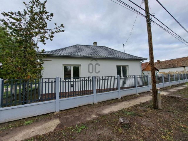 Eladó családi ház, Tápiógyörgyén 28.9 M Ft, 2 szobás