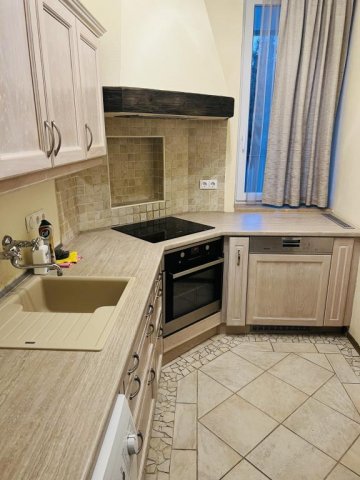 Kiadó téglalakás, albérlet, Tatán 350 E Ft / hó, 3+1 szobás