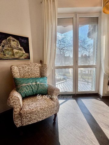 Eladó téglalakás, Budapesten, XXI. kerületben 79.9 M Ft