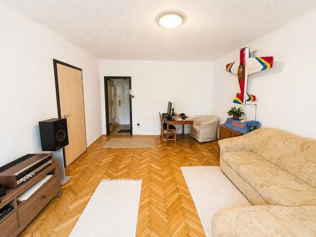 Eladó panellakás, Budapesten, IV. kerületben, Pozsonyi utcában