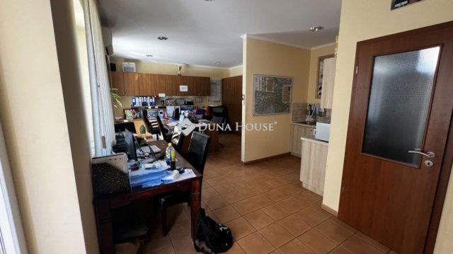 Eladó ipari ingatlan, Érden 350 M Ft / költözzbe.hu