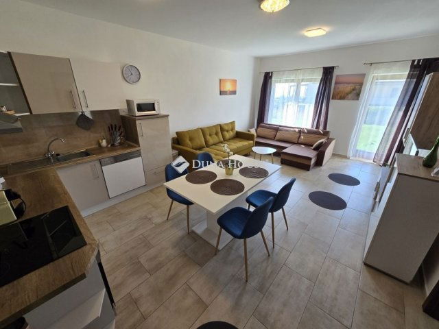 Kiadó téglalakás, albérlet, Alsóörsön 300 E Ft / hó