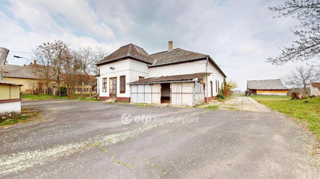 Eladó családi ház, Nyírtasson 21 M Ft, 5+2 szobás